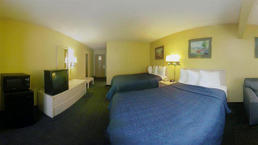 Quality Inn & Suites Grand Prairie Exterior foto